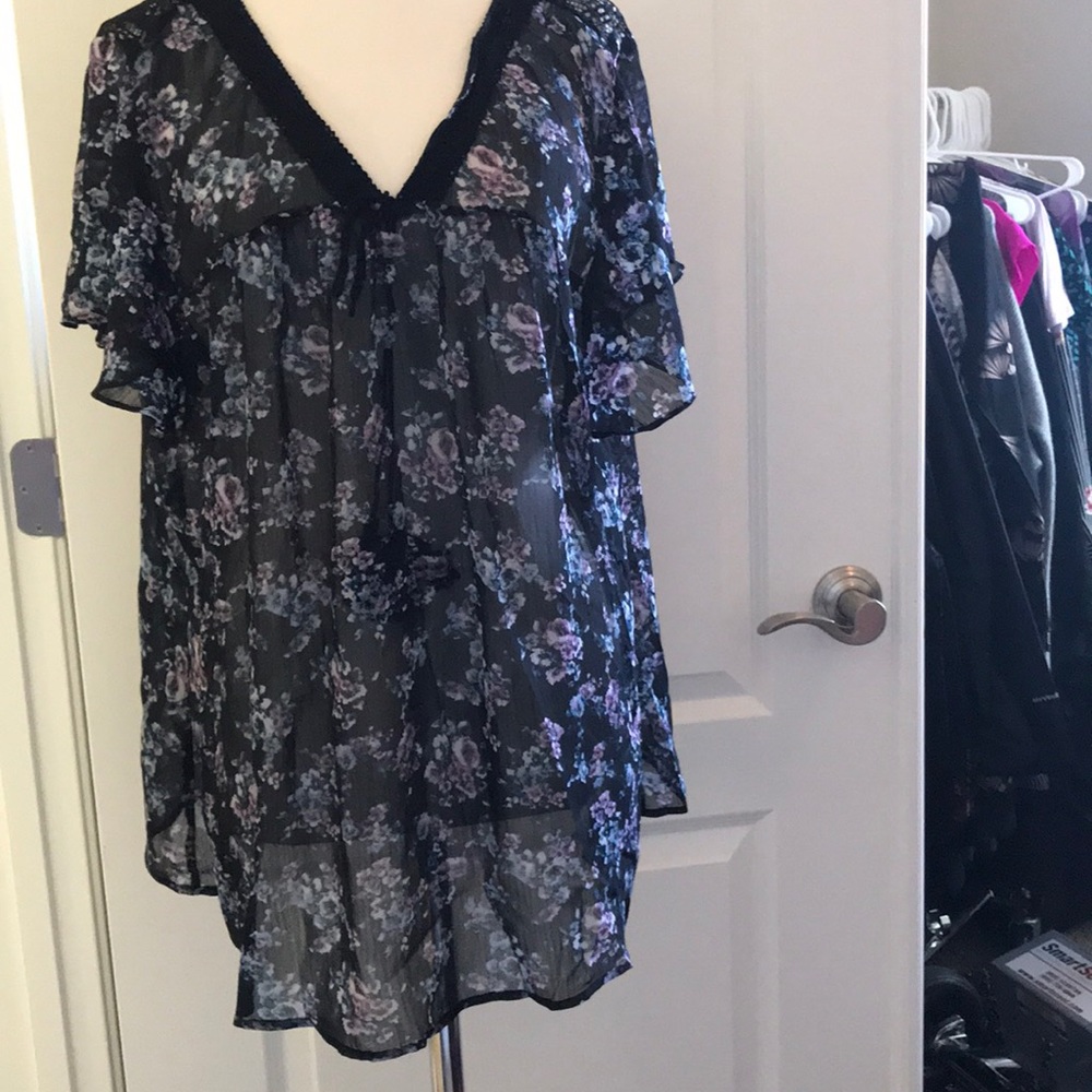 Torrid shirt